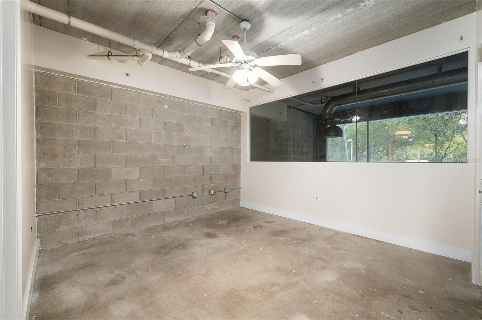 LOFTS OASIS CONDO - Residential