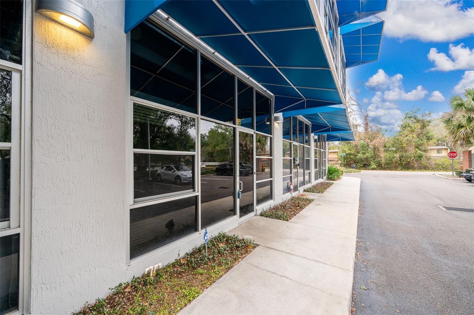 LOFTS OASIS CONDO - Residential