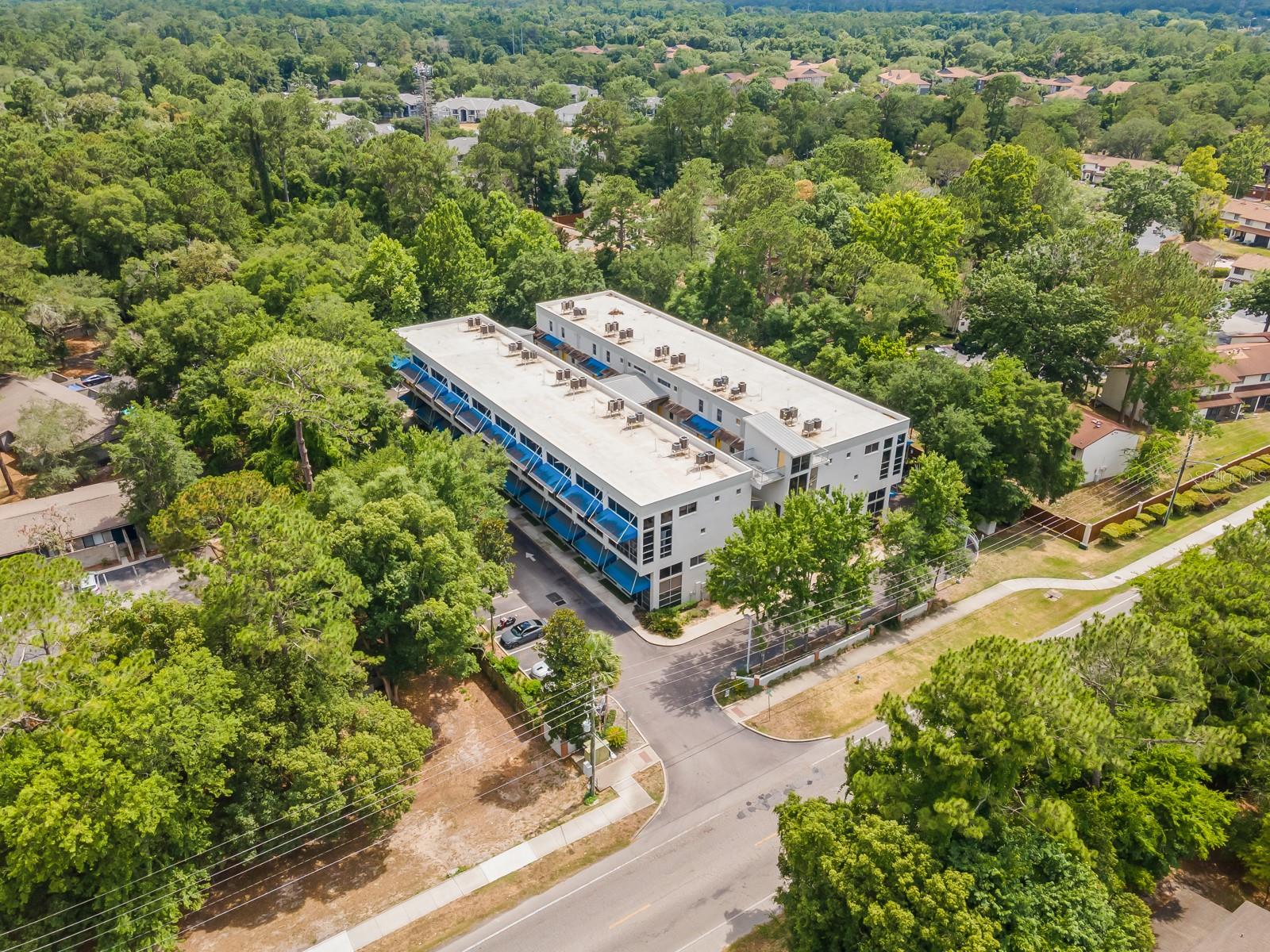 LOFTS OASIS CONDO - Residential