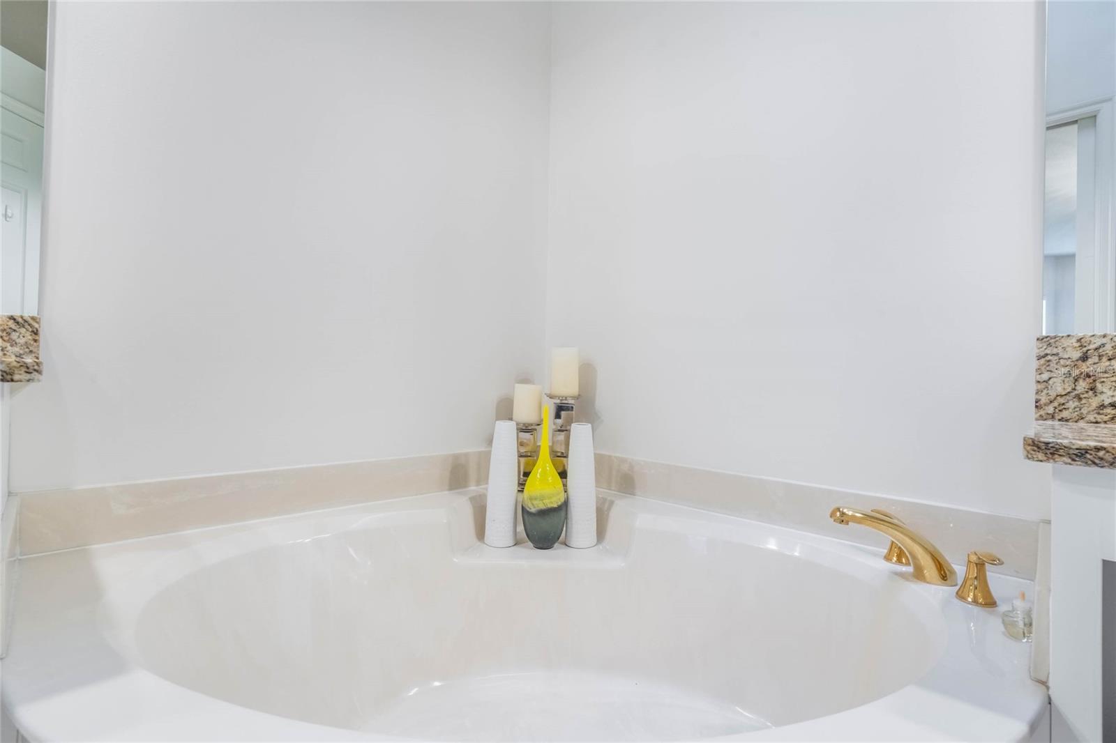 HOWEY IN HILLS MISSION CARMEL CONDO U - Residential