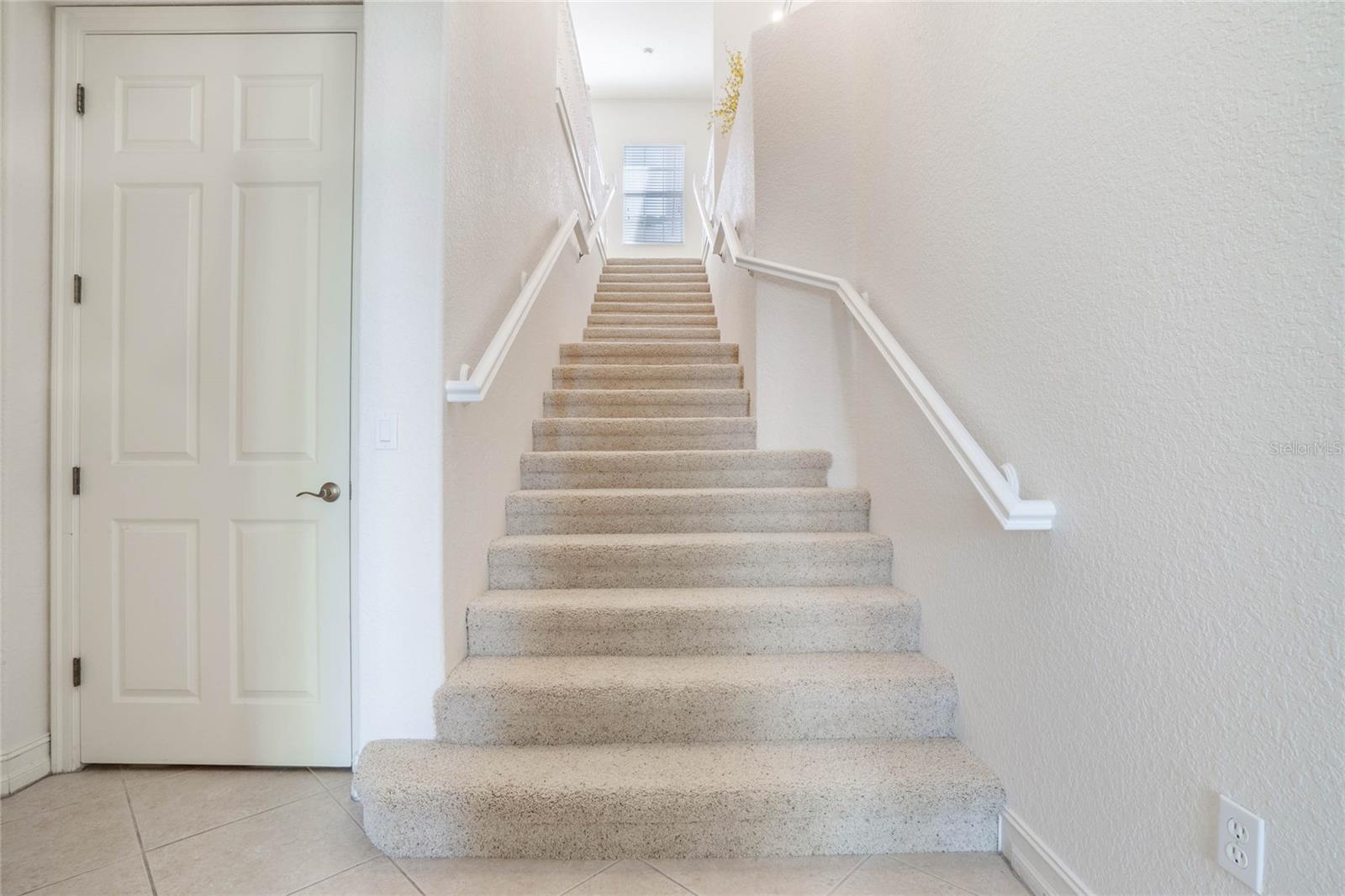 HOWEY IN HILLS MISSION CARMEL CONDO U - Residential