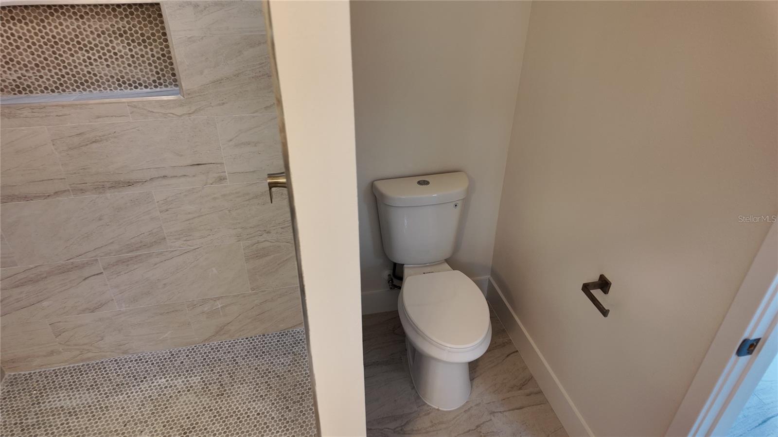 RAINBOW LAKES ESTATE - Residential