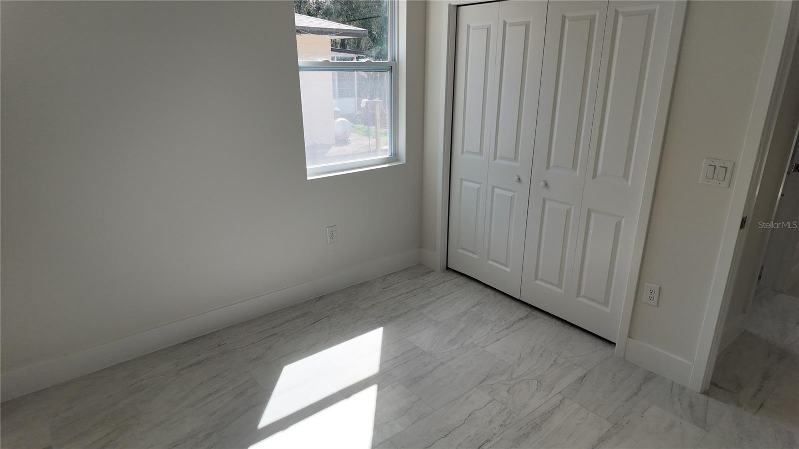 RAINBOW LAKES ESTATE - Residential