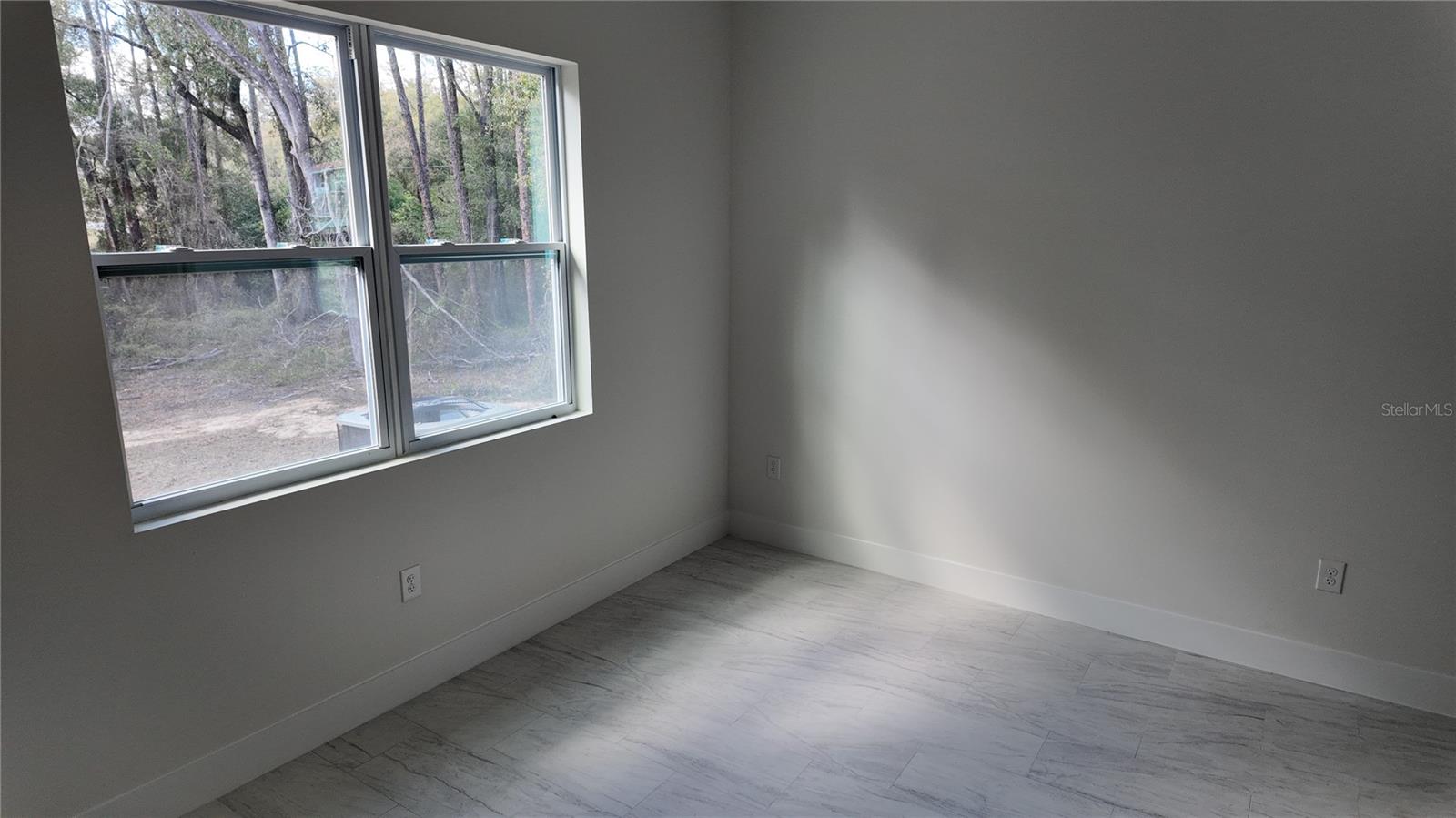 RAINBOW LAKES ESTATE - Residential