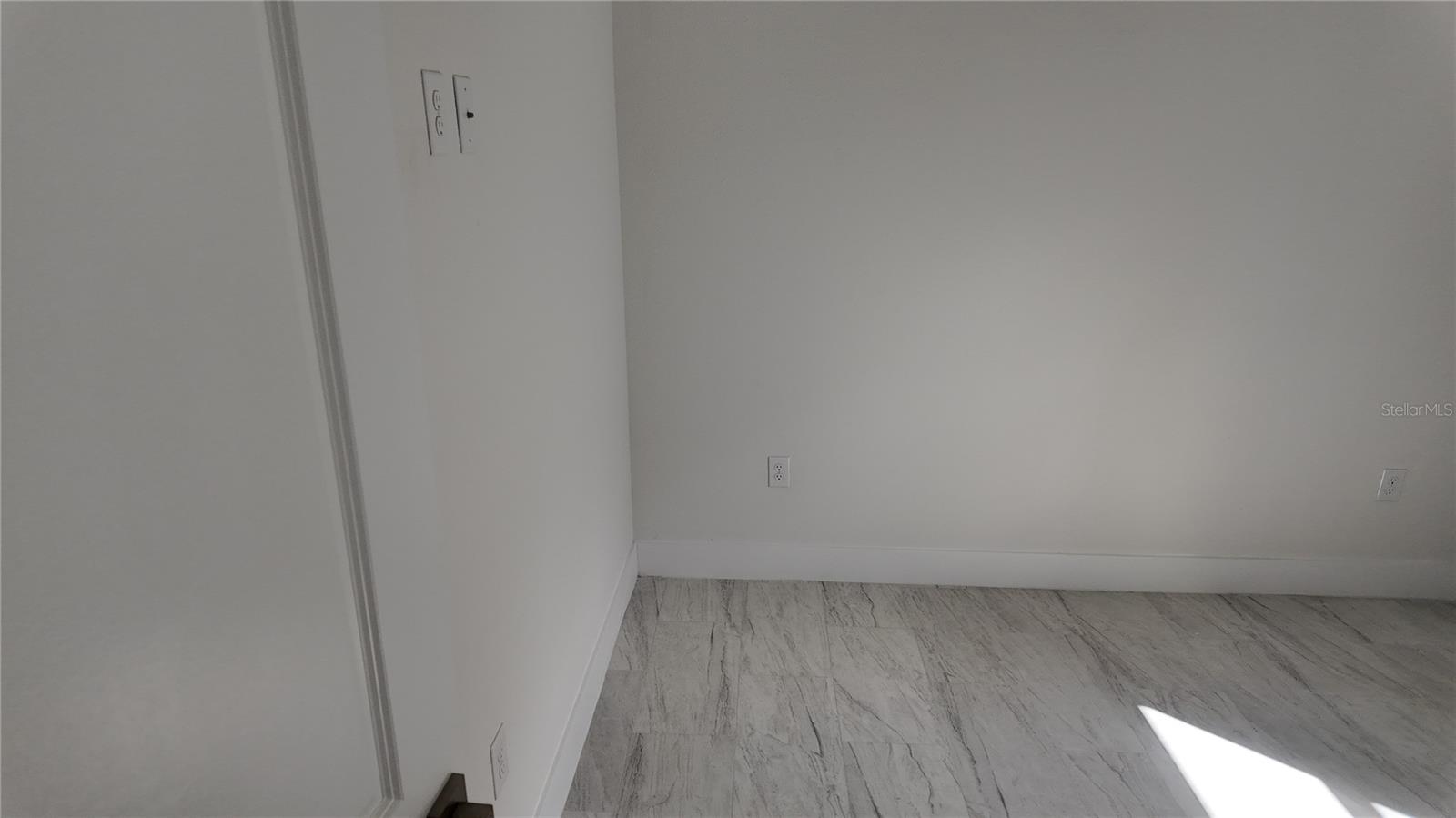 RAINBOW LAKES ESTATE - Residential