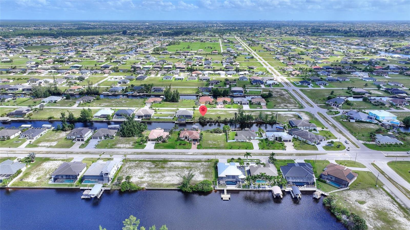 CAPE CORAL - Land