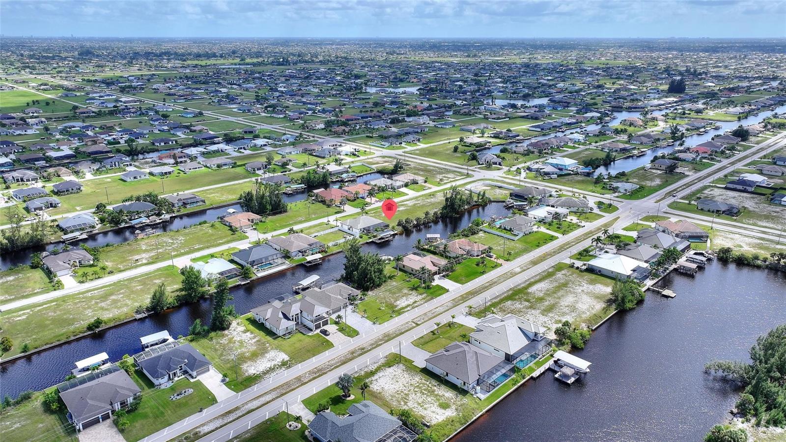 CAPE CORAL - Land