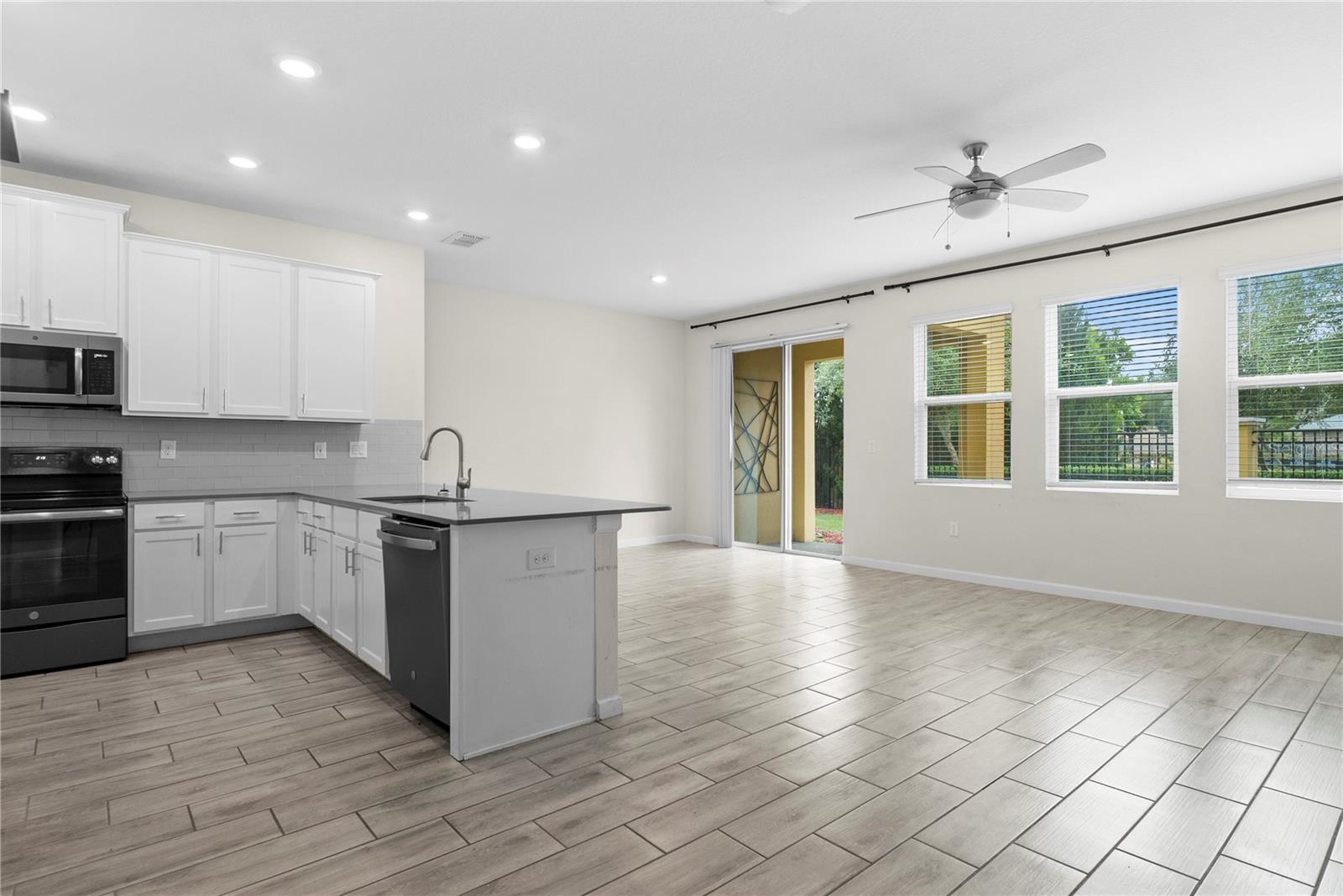 ECON TRAILS PHASE 1 95/115 LOT 16 - Residential
