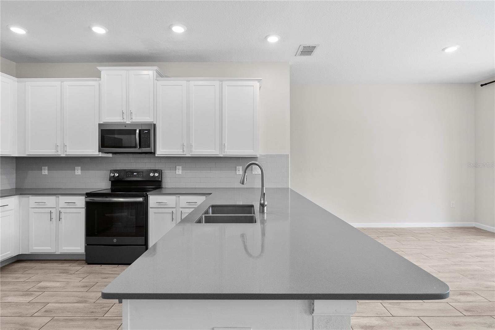 ECON TRAILS PHASE 1 95/115 LOT 16 - Residential