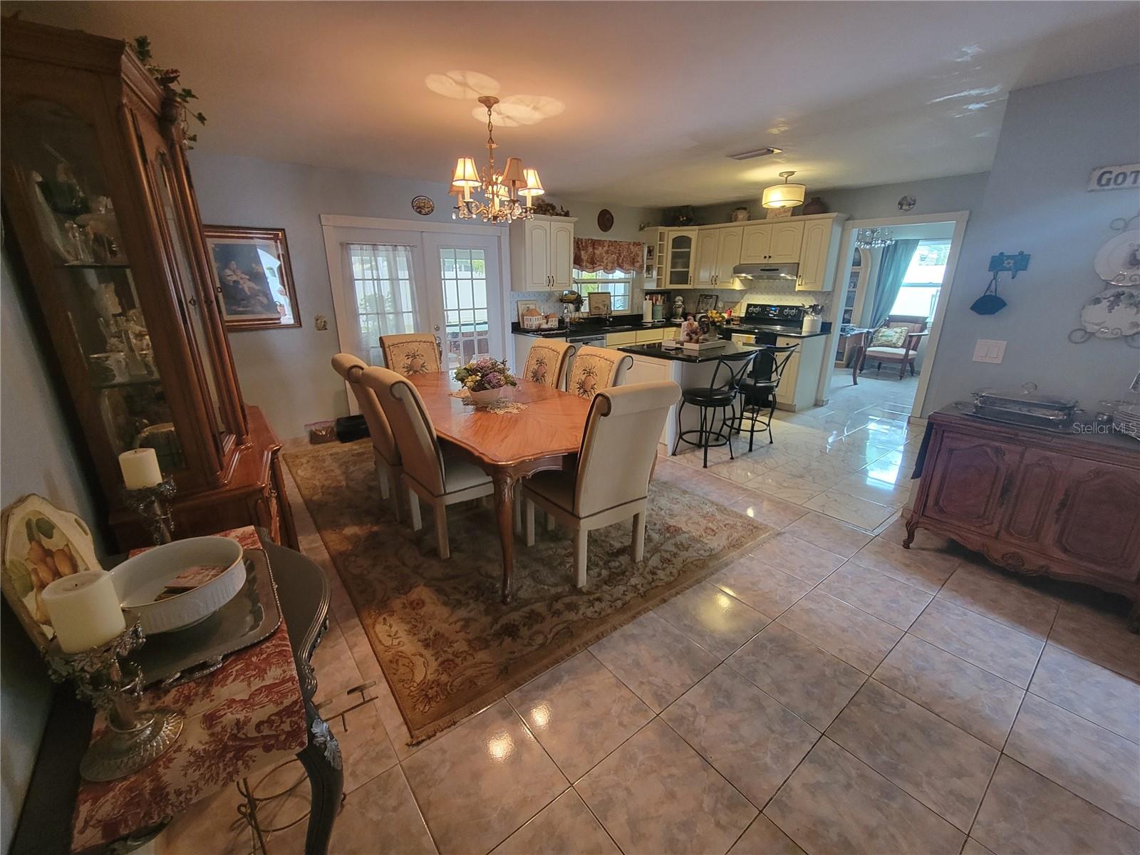912 62ND STREET COURT W
