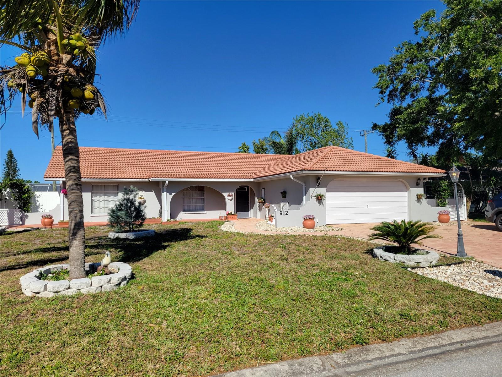 **NEW ATTRACTIVE and INTERESTING PRICE ADJUSTMENT**ASSUMABLE VA LOAN at 2.25 interest rate**Cozy 3/2/Den/Florida Room Single Family Home on 1992 Heated SqFt, located in a desirable, quiet and NO Flood Zone neighborhood at NW Bradenton, about 10 minutes driving in between the West bound breathtaking Anna Maria Island Beach and the East bound exciting waterside Downtown Bradenton. At a short drive also the Manatee Memorial and the HCA Florida Blake Hospitals, the GT Bray Park, the Bradenton Country Golf Club, the IMG Academy, the Shopping and many delicious Restaurants; the Sarasota-Bradenton Airport is about 10 miles away. The property has been totally remodeled in *2015 including Kitchen, A/C, Electric Water Heater, Appliances (except washer & dryer), Bathrooms, Flooring, Painting. Also in *2016 New Fence, in *2021 Backyard and Driveway paved, in *2023 New Windows (except in the Florida Room) and New Garage Opening System, in *10/2024 a NEW MOTOR in the A/C central unit has been placed including a full entirely cleaning, in *8/2025 brand new Refrigerator. The backyard features a delightful Gazebo built in 2015, a Storage Shed and a luscious Avocado Tree! The Florida Room is under air conditioned and large enough to fit outdoor furniture. The Two Cars Garage has the Laundry Area with a convenient sink, a Side Door and an extended Workshop area or room for a Golf Cart. In case of power outage, the garage has a 220V cable that can be plugged into the dryer outlet and connected outside with a generator, in order to have the fridge, the stove, the lights and the ceiling fans worked out (A/C excluded).
Book your showing today and enjoy the SW Florida Gulf Coast lifestyle at its best.