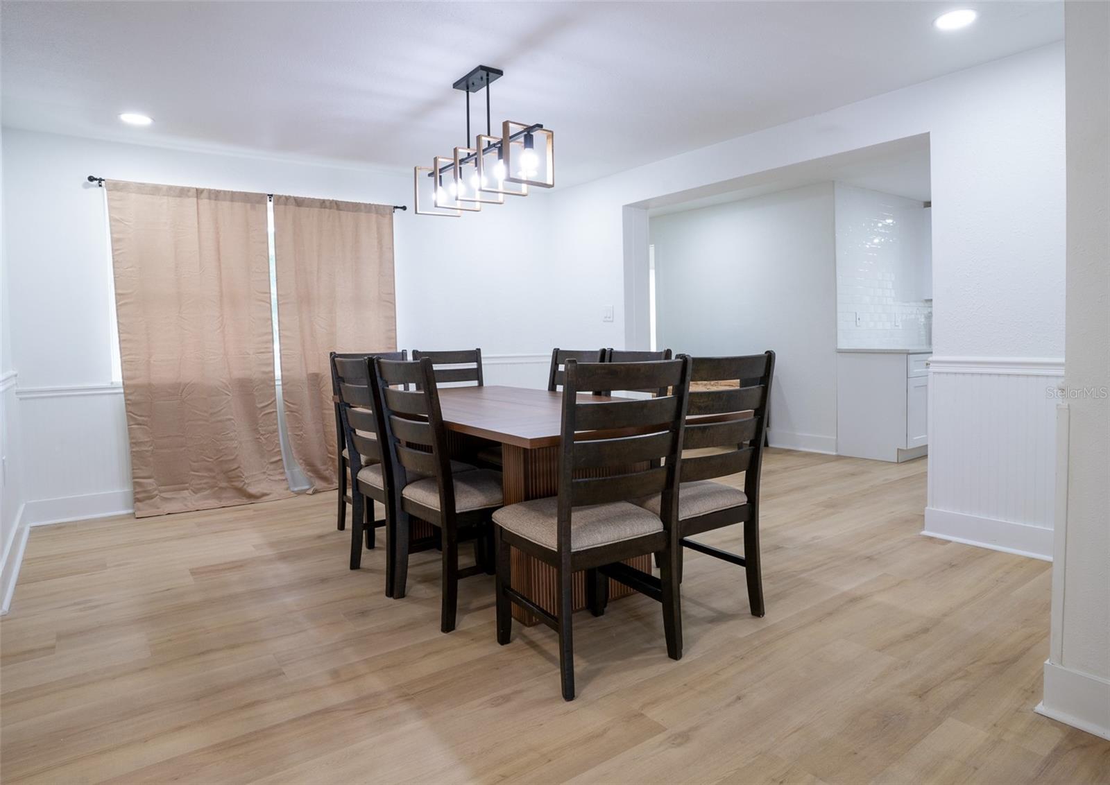 CHARGANA RIDGE MANOR - Residential