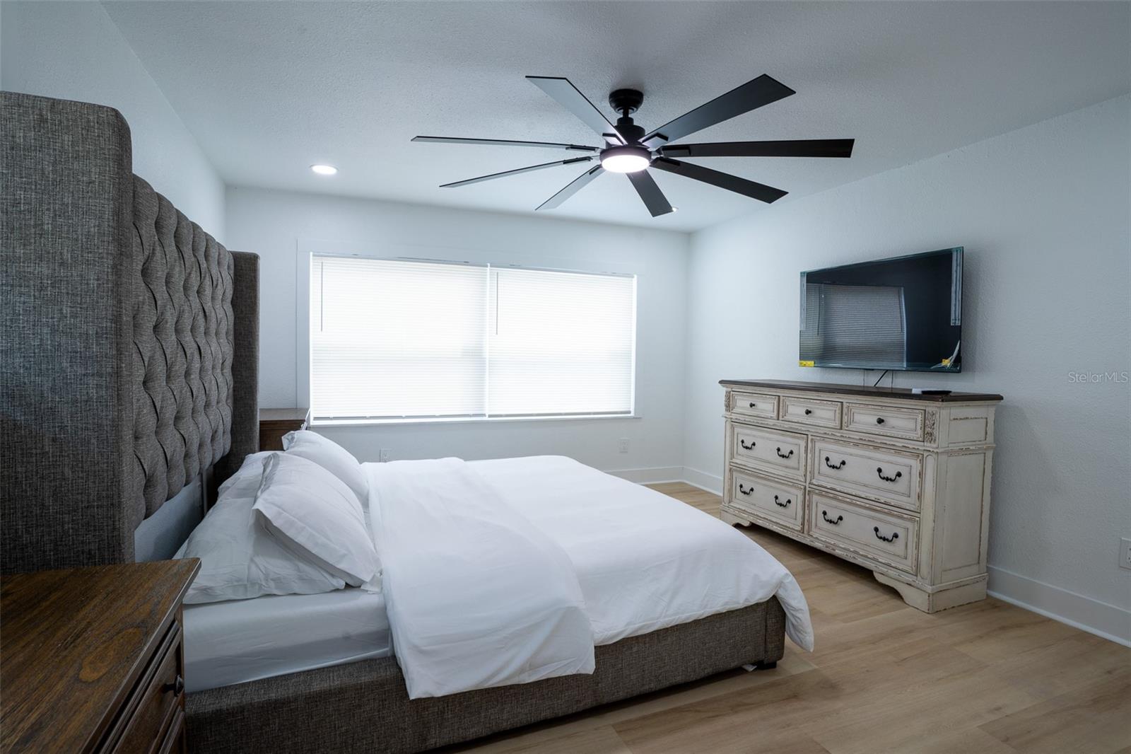 CHARGANA RIDGE MANOR - Residential