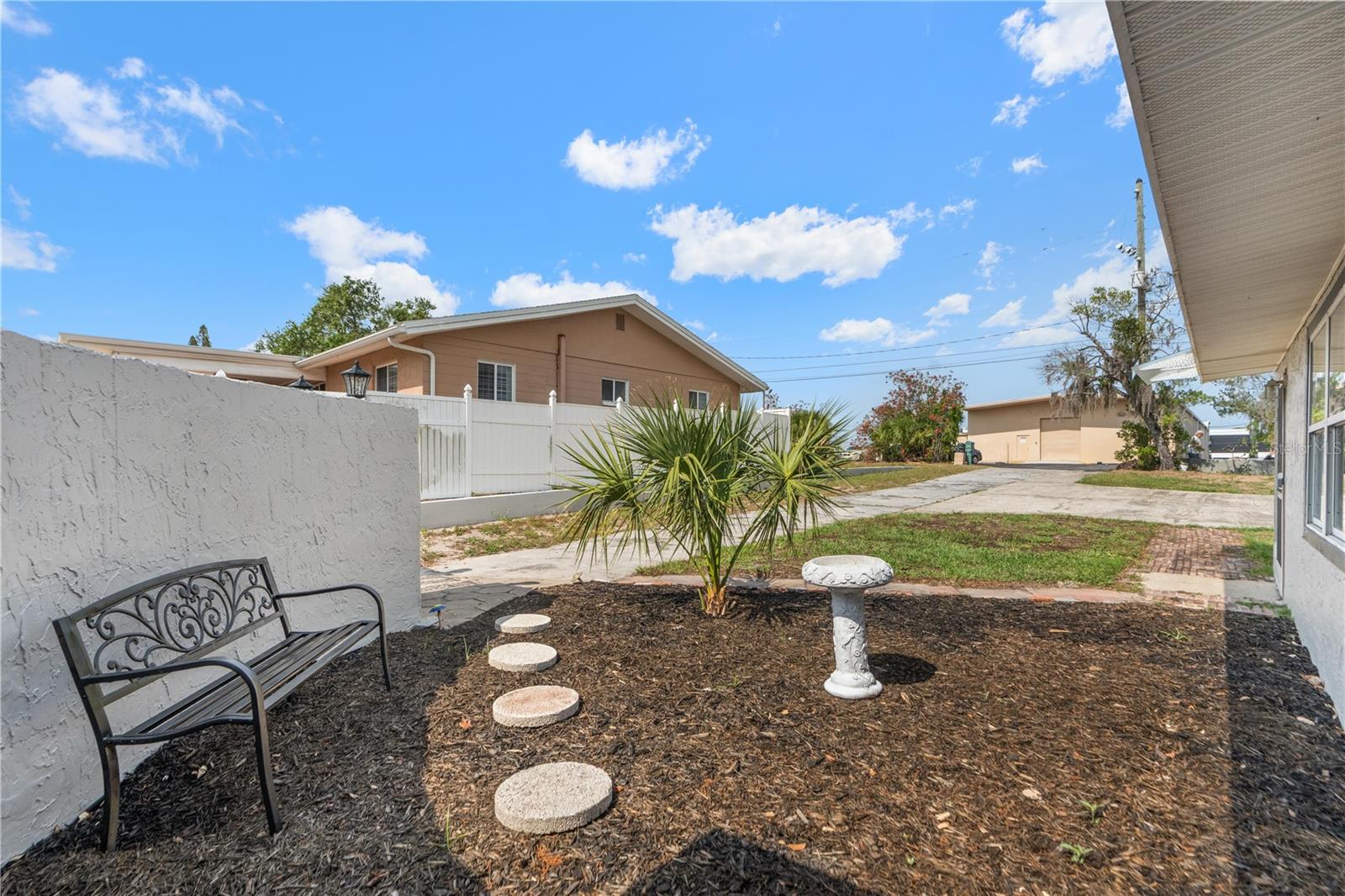 SEMINOLE POINT - Residential Income