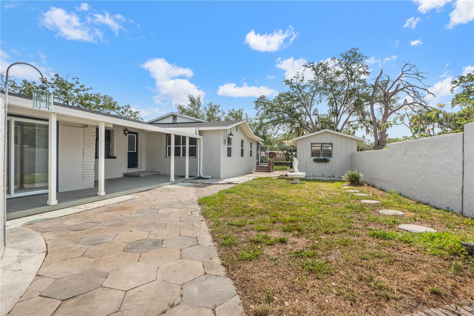SEMINOLE POINT - Residential Income