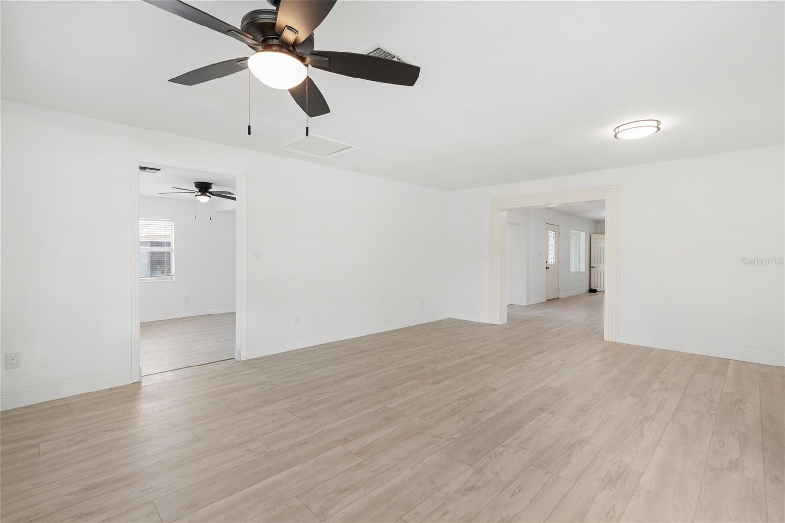SEMINOLE POINT - Residential Income