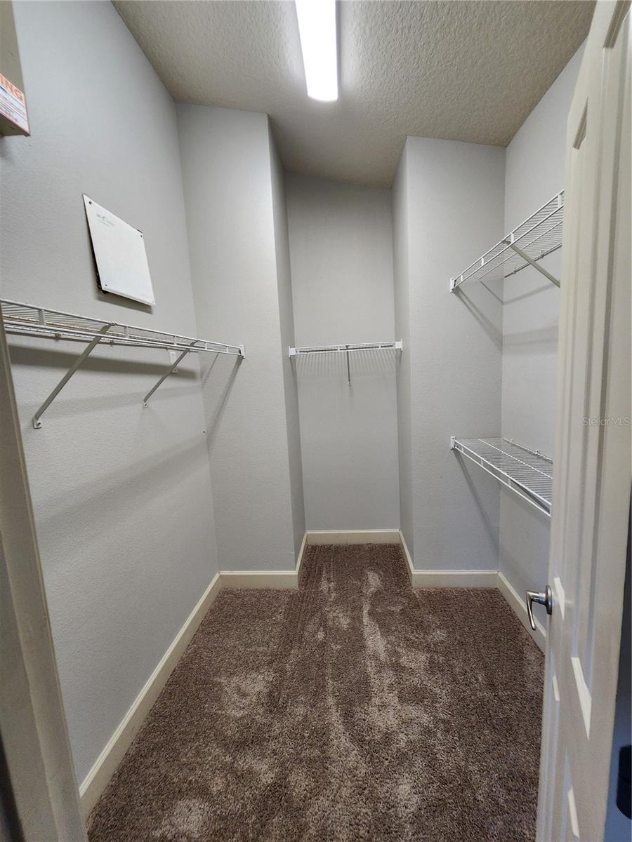 BIRCHWOOD NBHDS B & C - Residential Lease