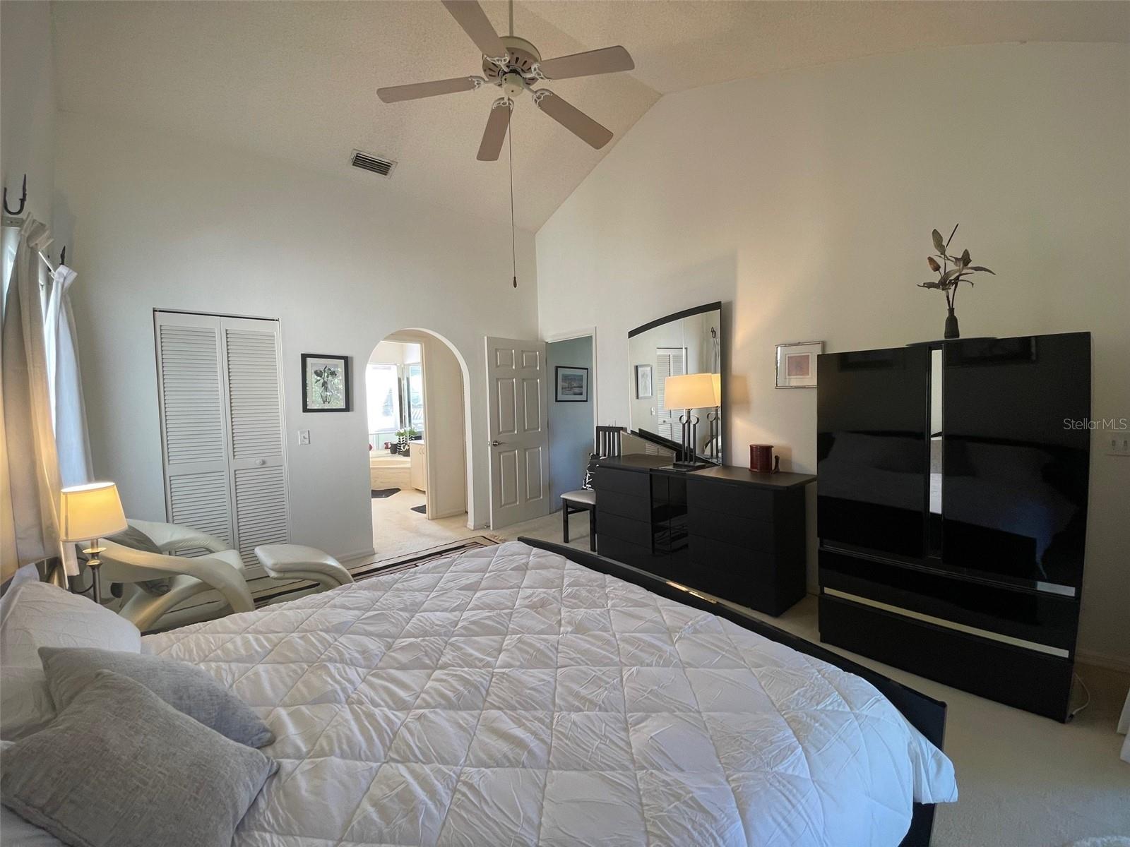 VIZCAYA CONDO - Residential Lease