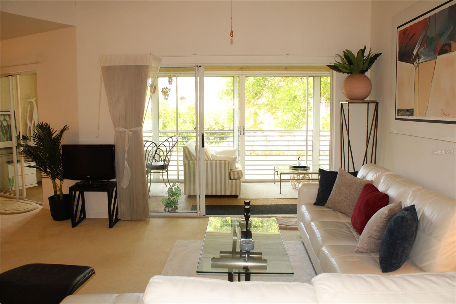 VIZCAYA CONDO - Residential Lease