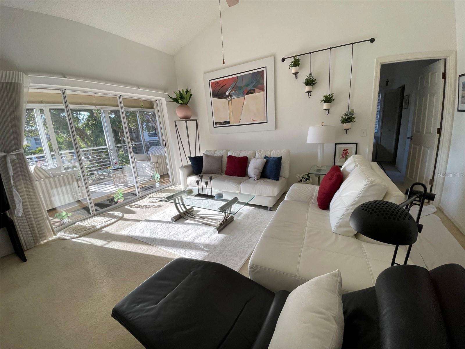 VIZCAYA CONDO - Residential Lease