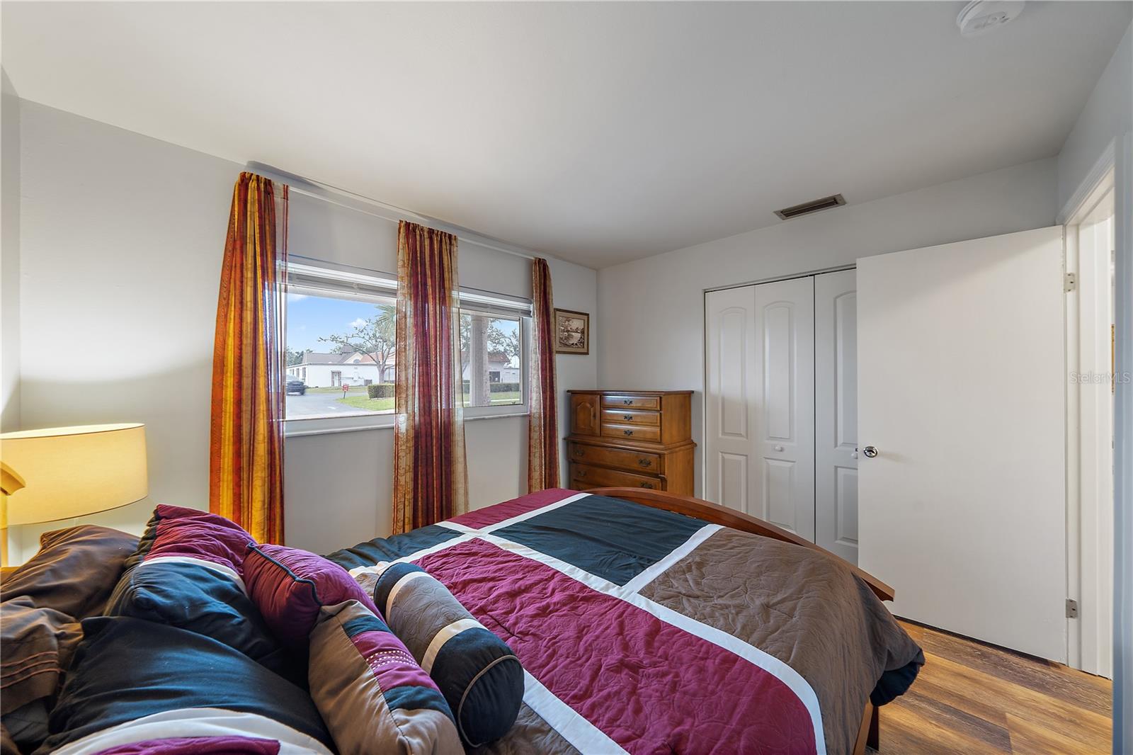 VENICE GARDENS TOWNEPARK - Residential