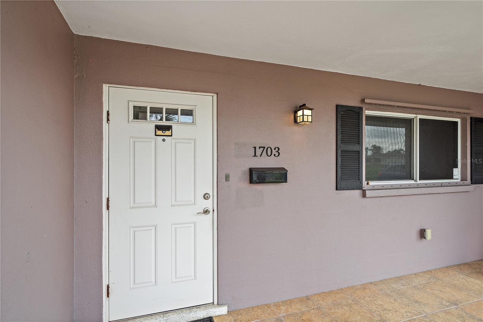 VENICE GARDENS TOWNEPARK - Residential