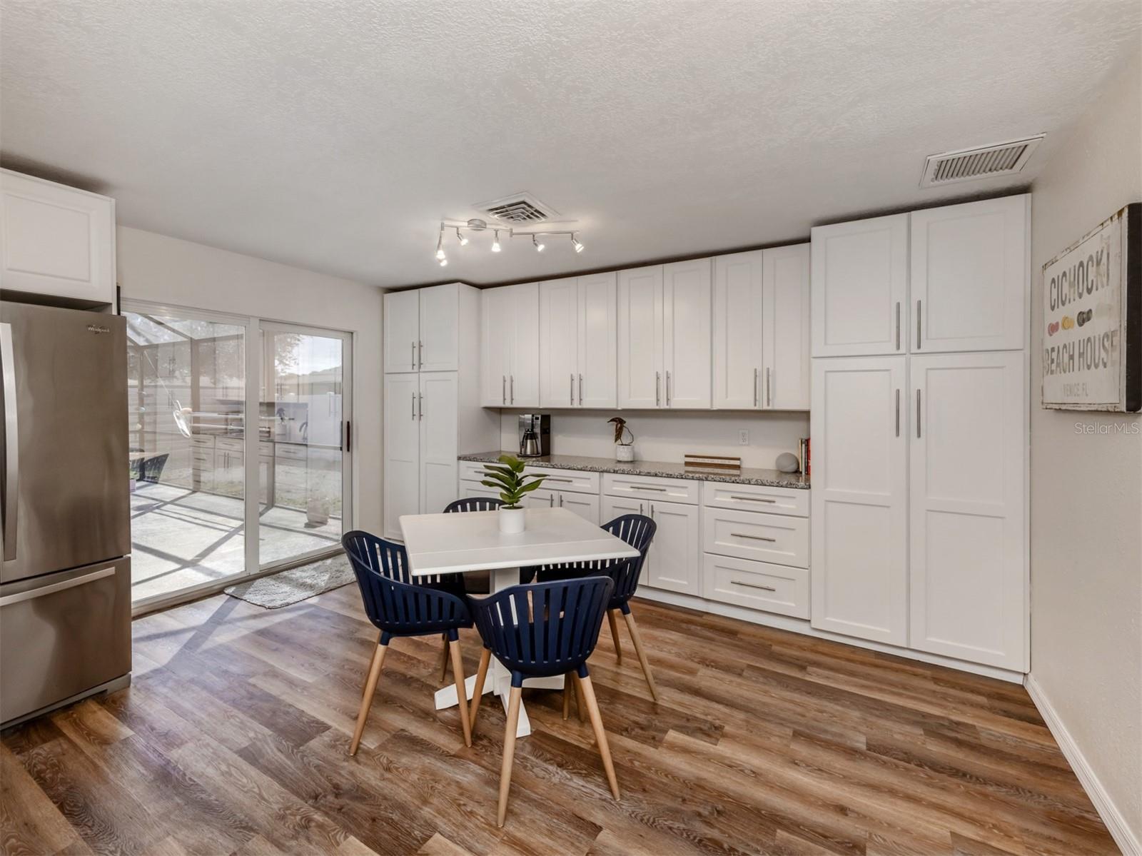4911 POMPANO ROAD