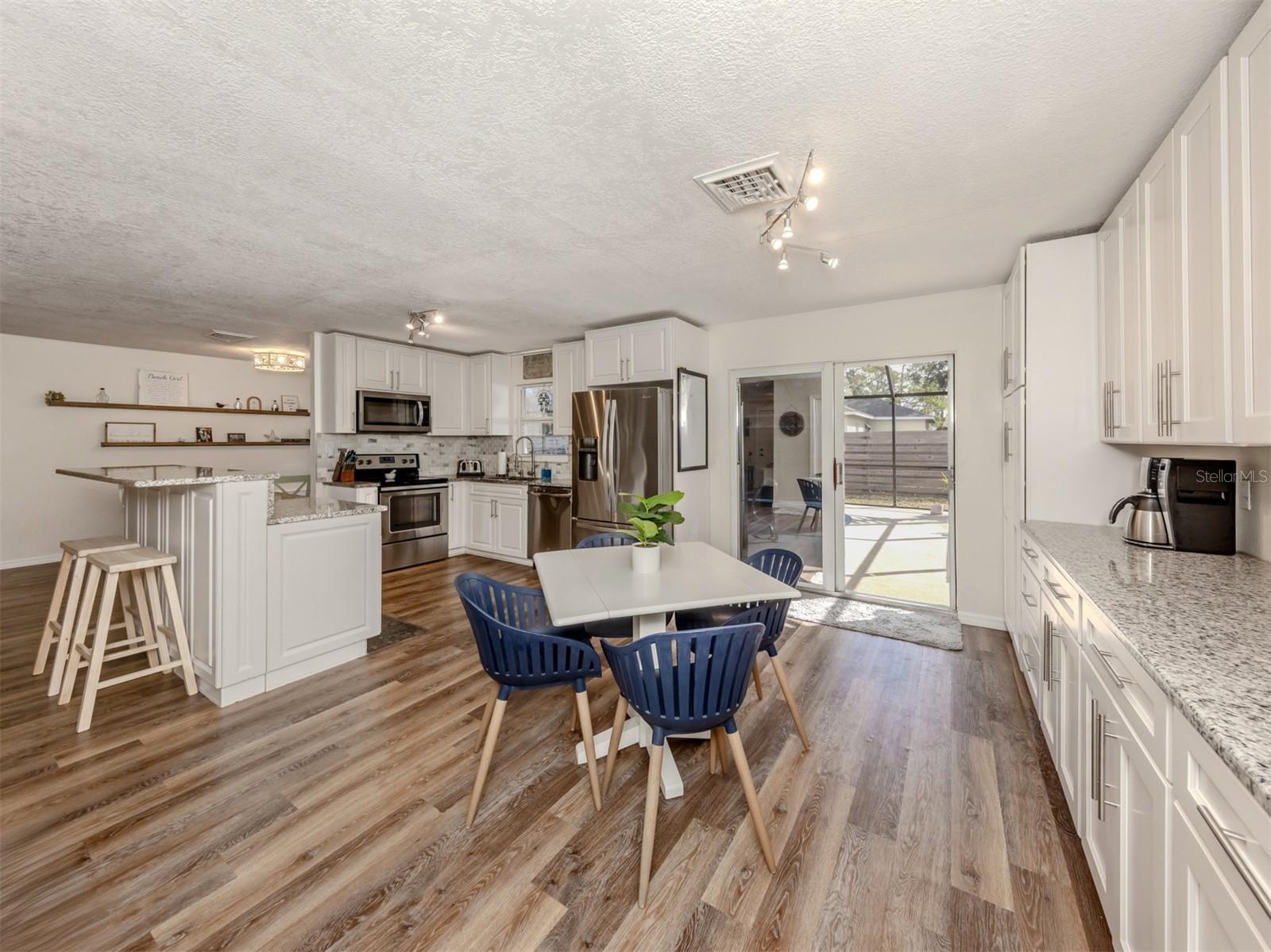 4911 POMPANO ROAD