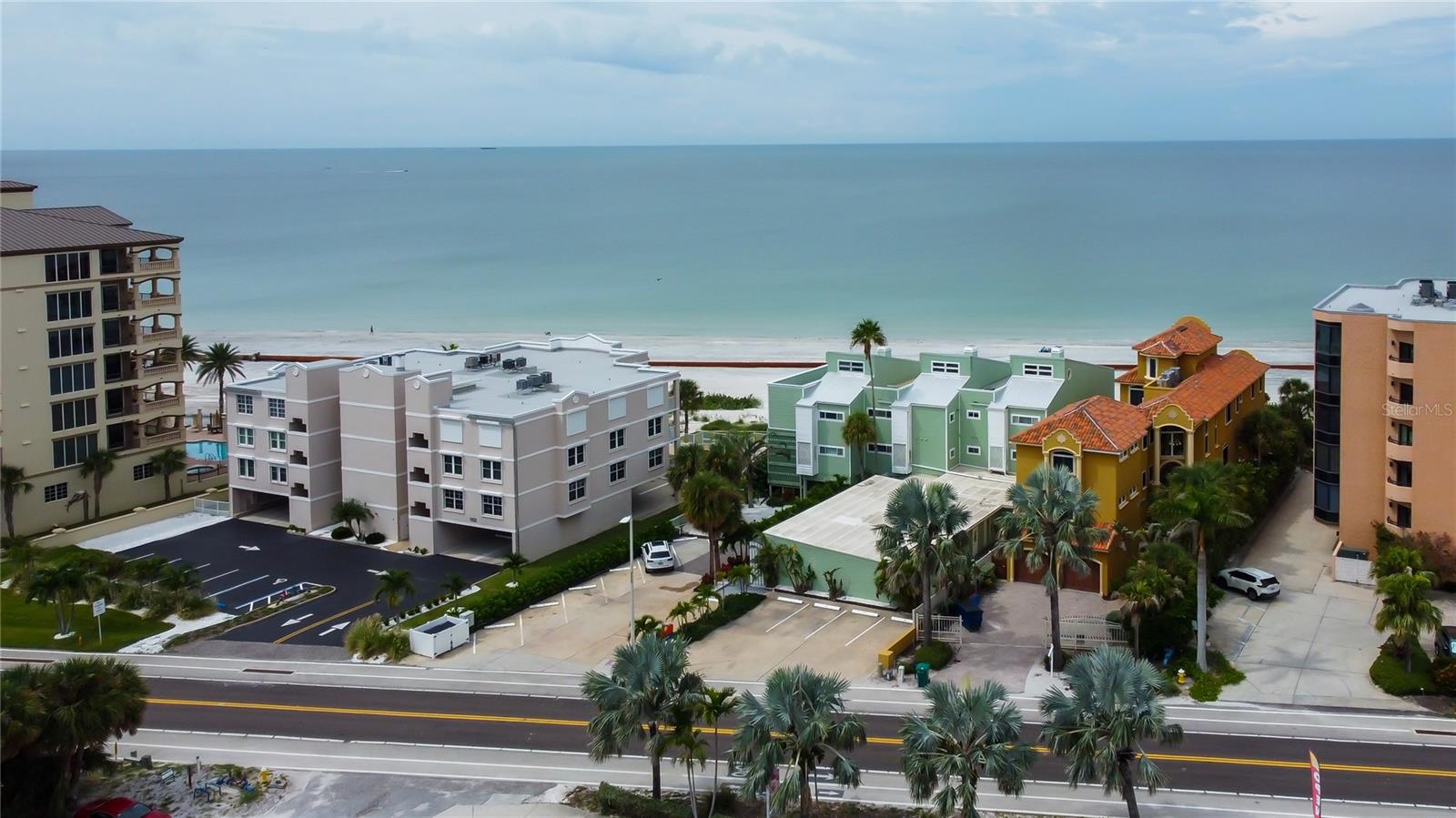 SUNPLACE CONDO - Residential