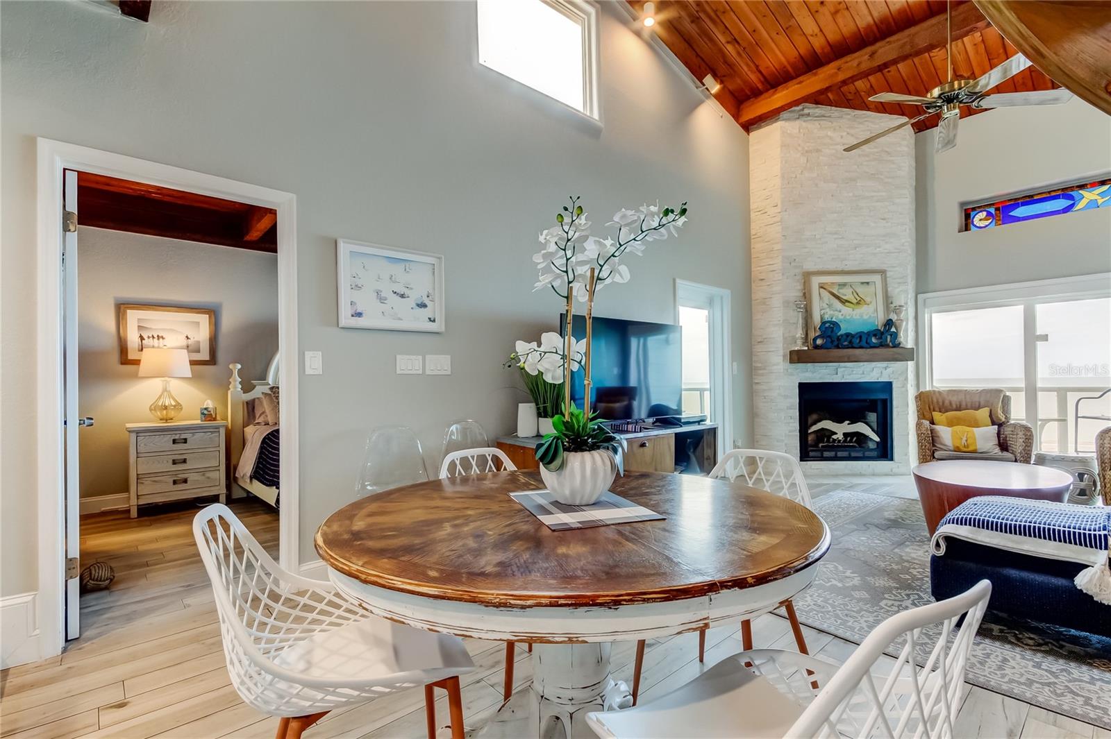 SUNPLACE CONDO - Residential