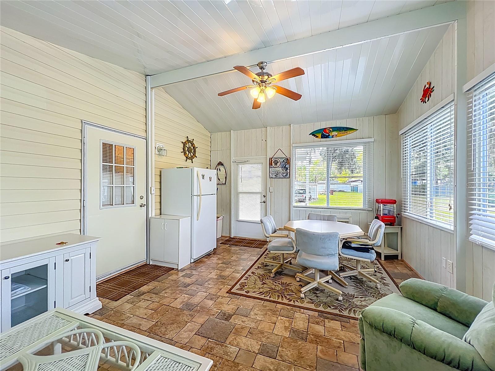 SILVER LAKES ACRES UN 02 - Residential