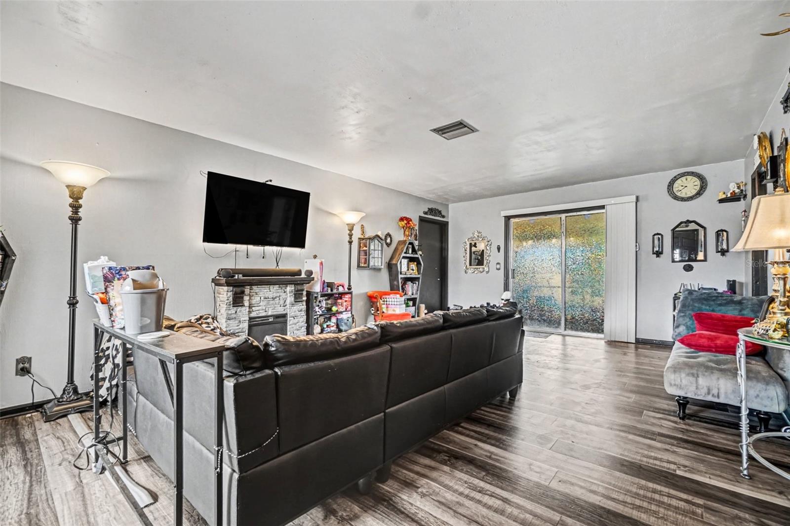 DELTONA - Residential