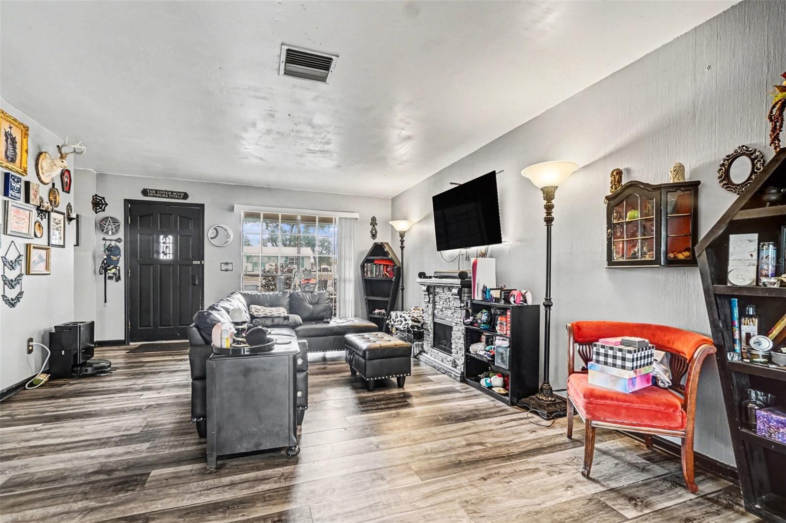 DELTONA - Residential