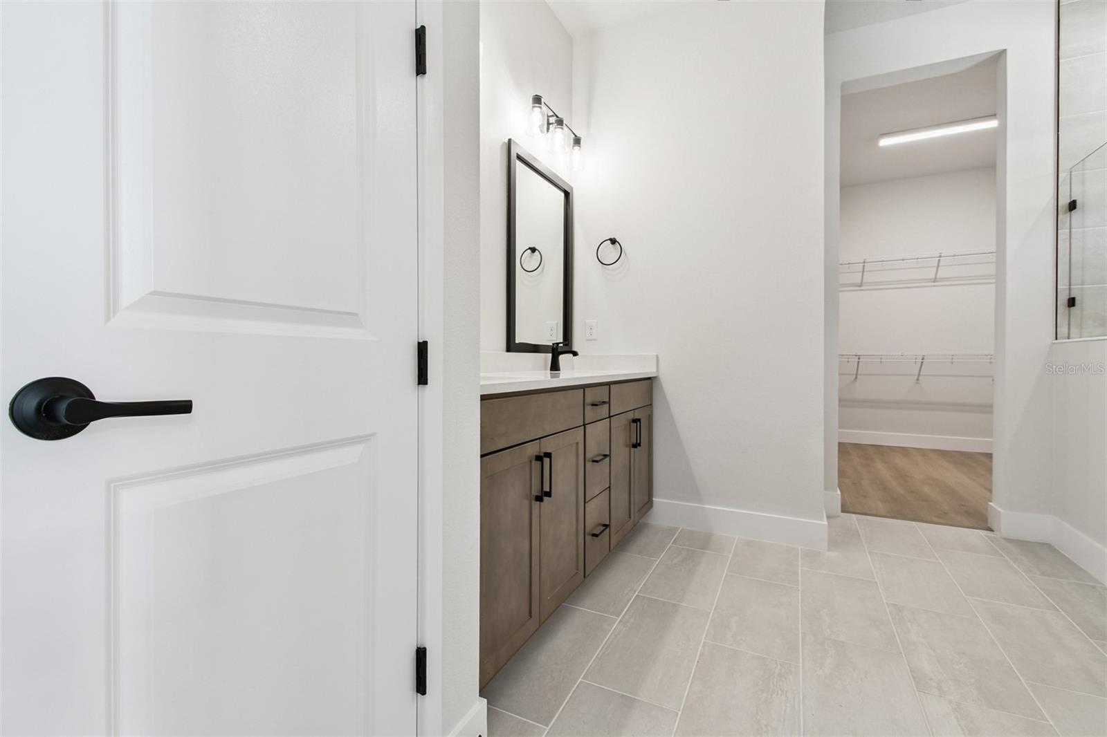 EMERALD LANDING AT WATERSIDE - Residential