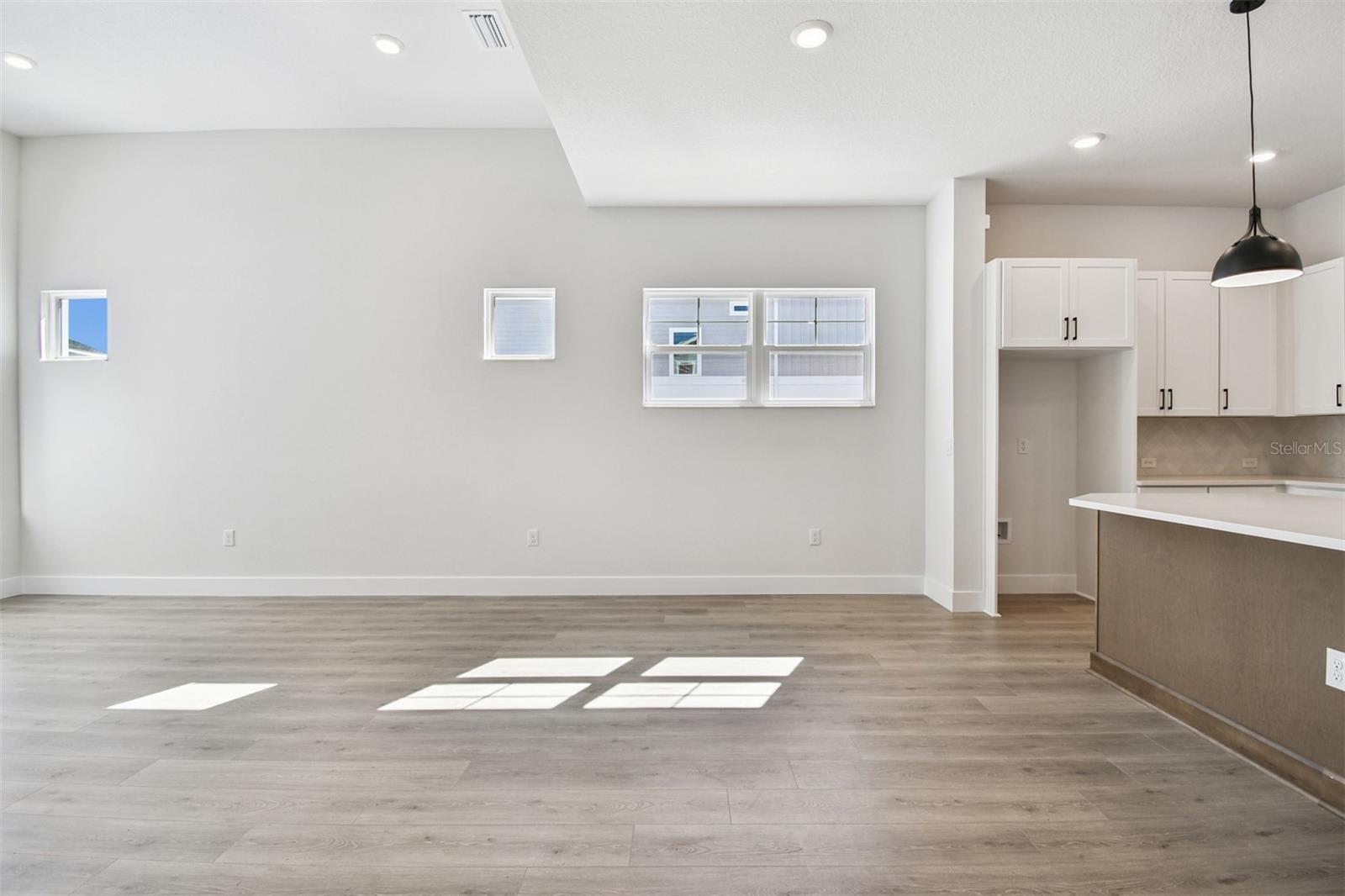 EMERALD LANDING AT WATERSIDE - Residential
