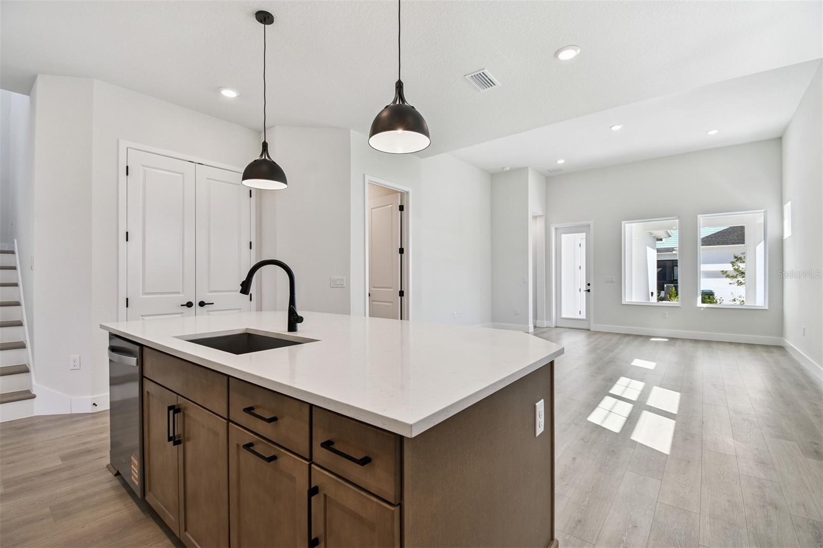 EMERALD LANDING AT WATERSIDE - Residential