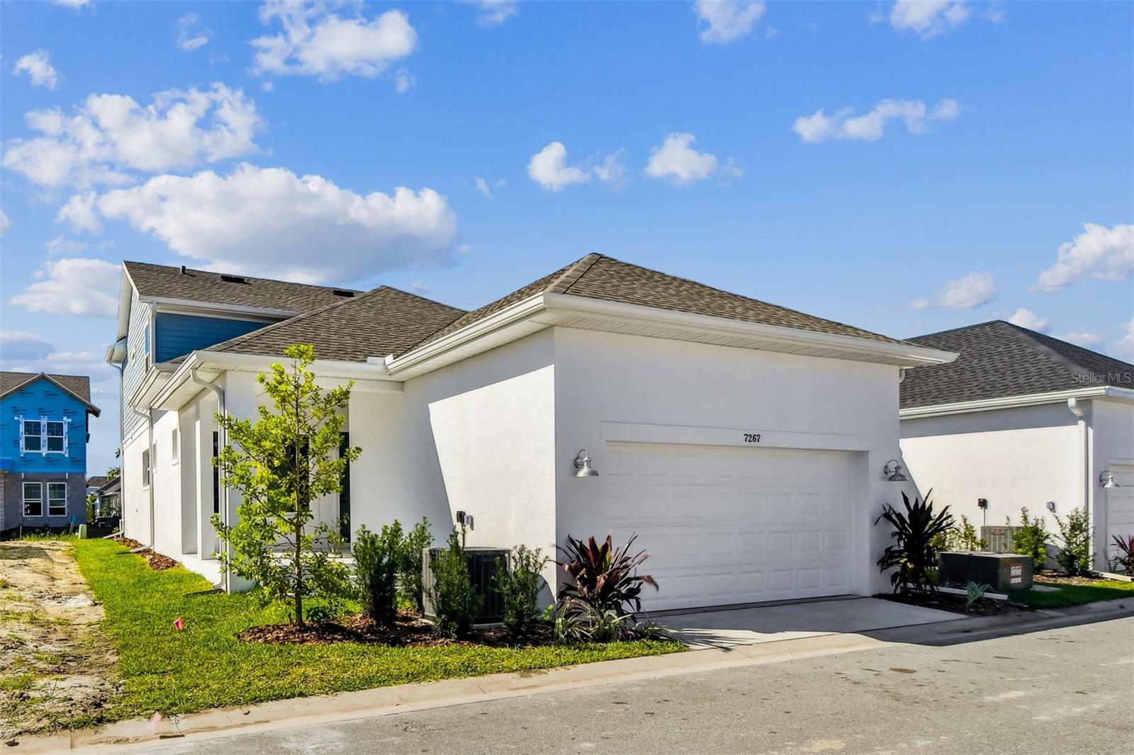 EMERALD LANDING AT WATERSIDE - Residential