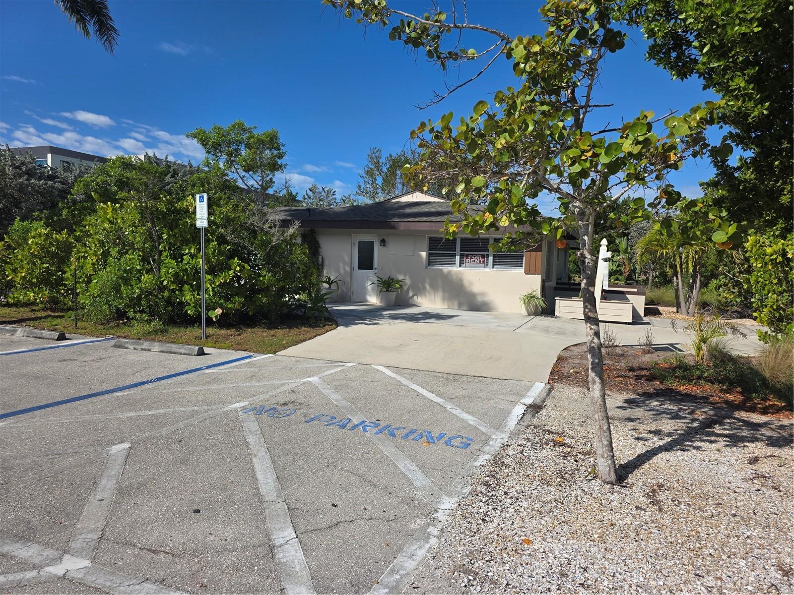WOODS 2ND ADD - Residential