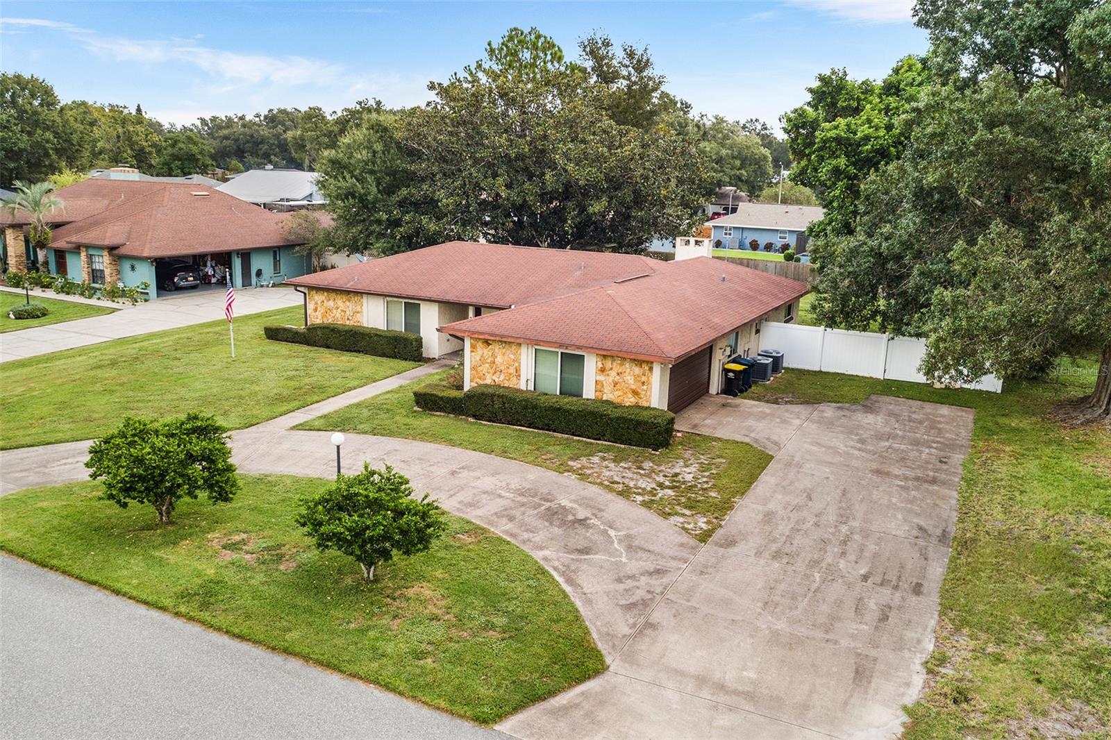 LAKE WHISTLER ESTATES - Residential