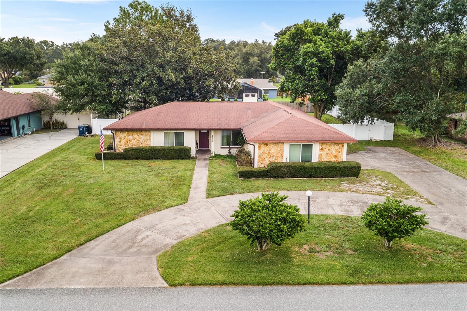 LAKE WHISTLER ESTATES - Residential