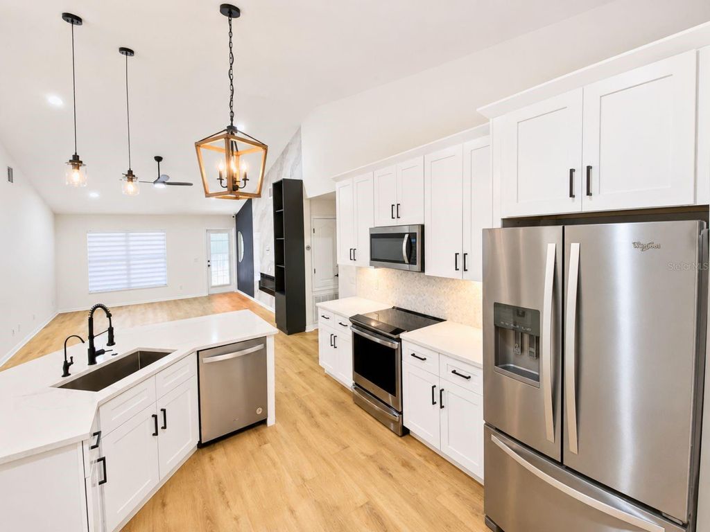 Photo of 825 Haven Oak Court, Apopka, FL 32703 (MLS # V4949934)