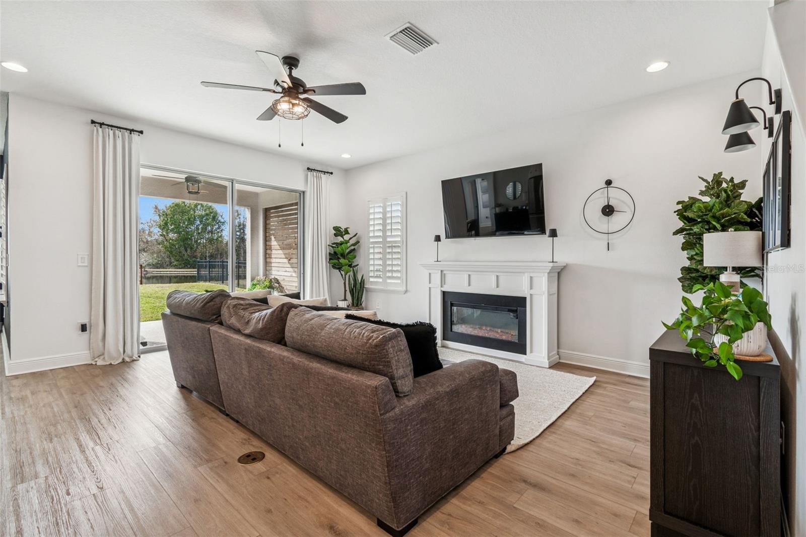 BEXLEY SOUTH 4-4 AND NORTH 3-1 PHASE B PB 85 PG 05 - Residential