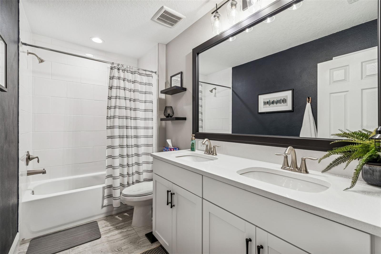 BEXLEY SOUTH 4-4 AND NORTH 3-1 PHASE B PB 85 PG 05 - Residential