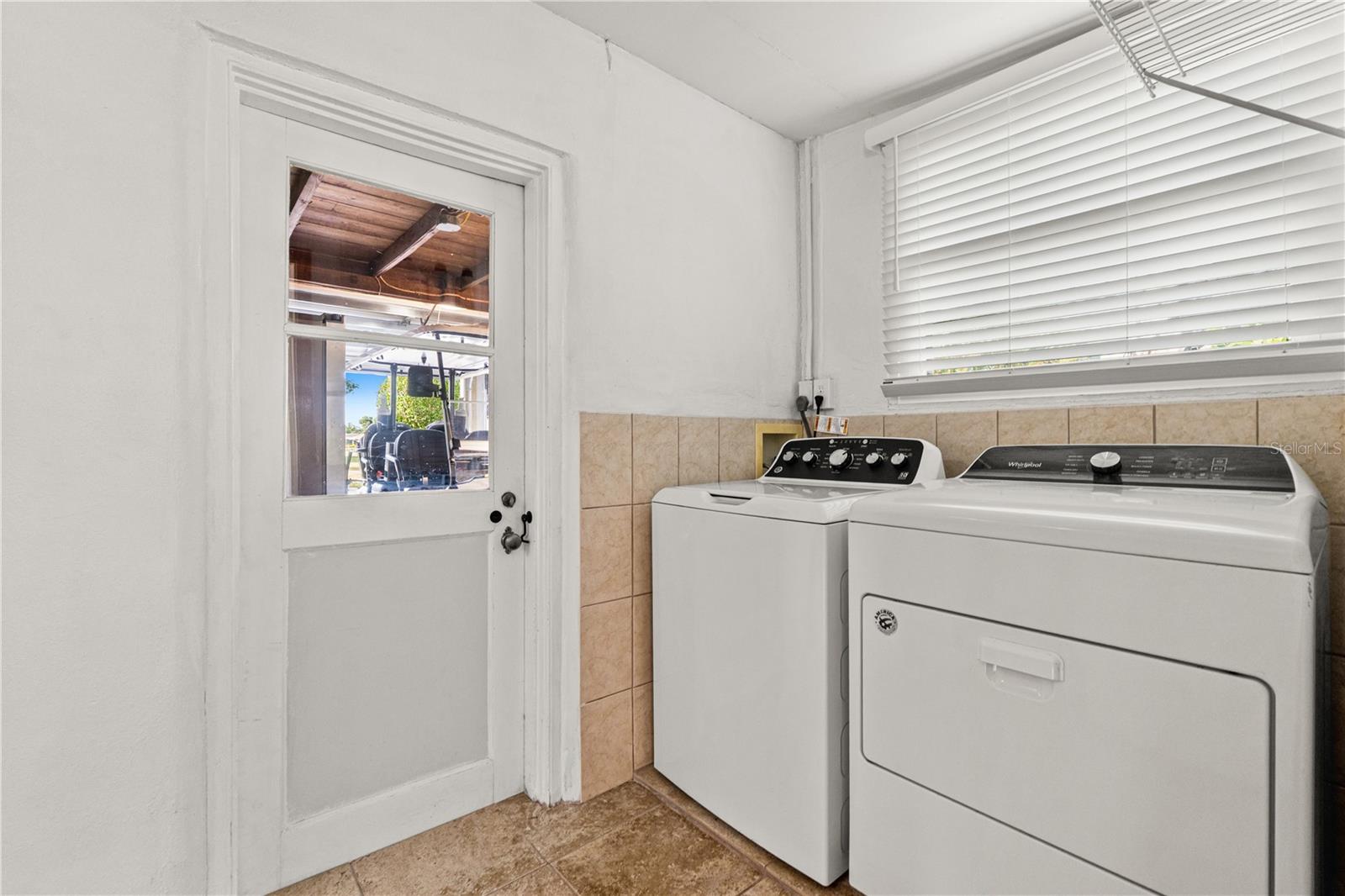 LAKEWOOD ESTATES SEC C - Residential