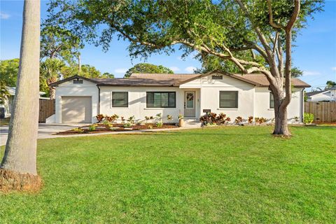 Photo of 2310 Catalonia Way S, St Petersburg, FL 33712 (MLS # TB8497883)