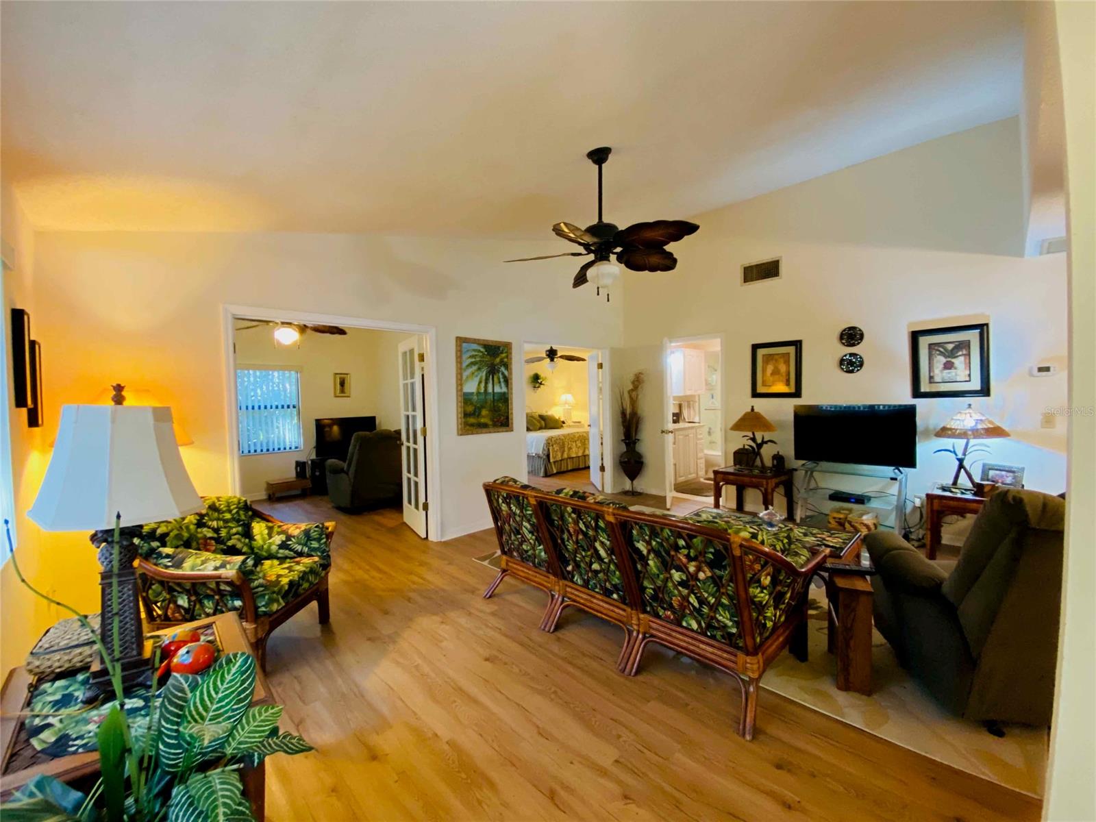 Seawoods Un 01 - Residential