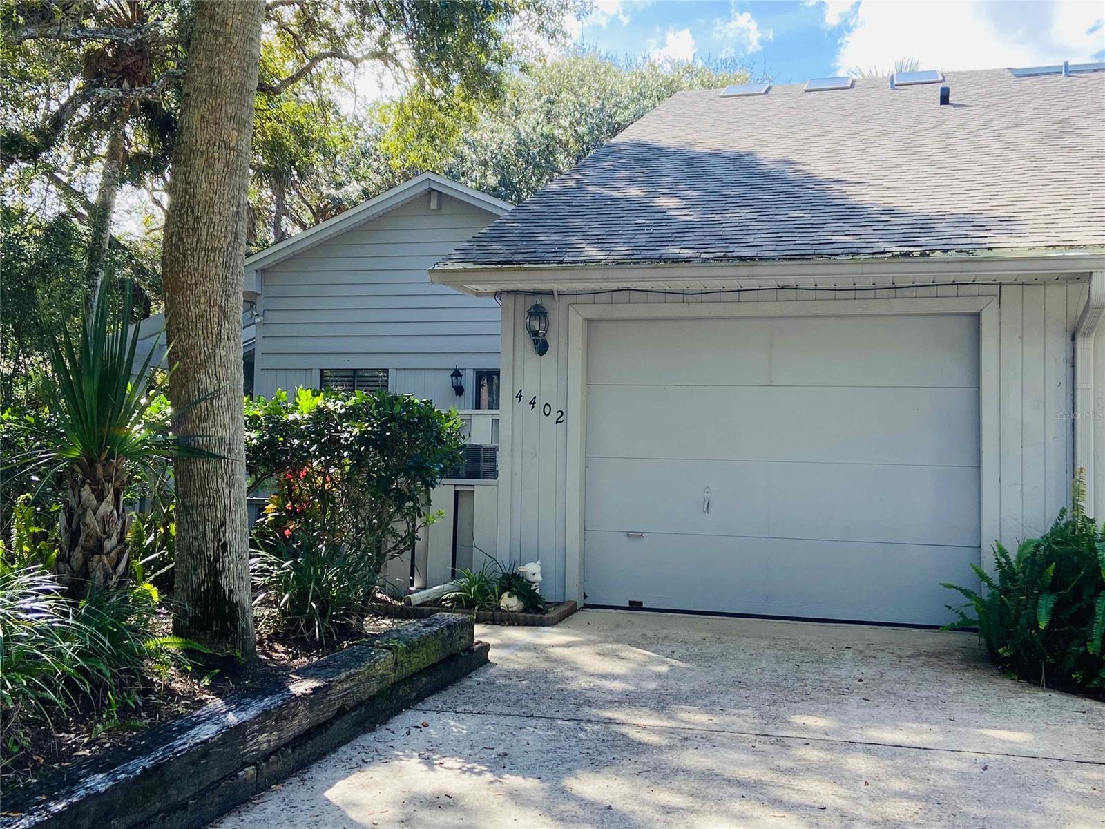 Seawoods Un 01 - Residential