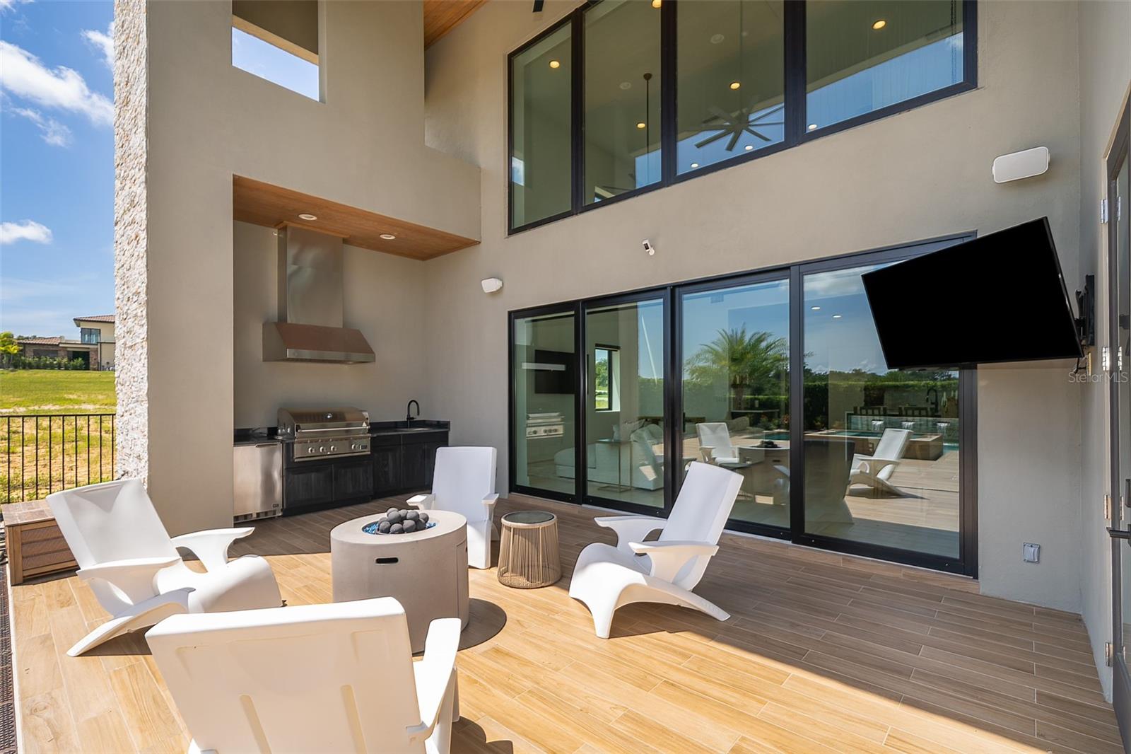 BELLA COLLINA WEST SUB - Residential