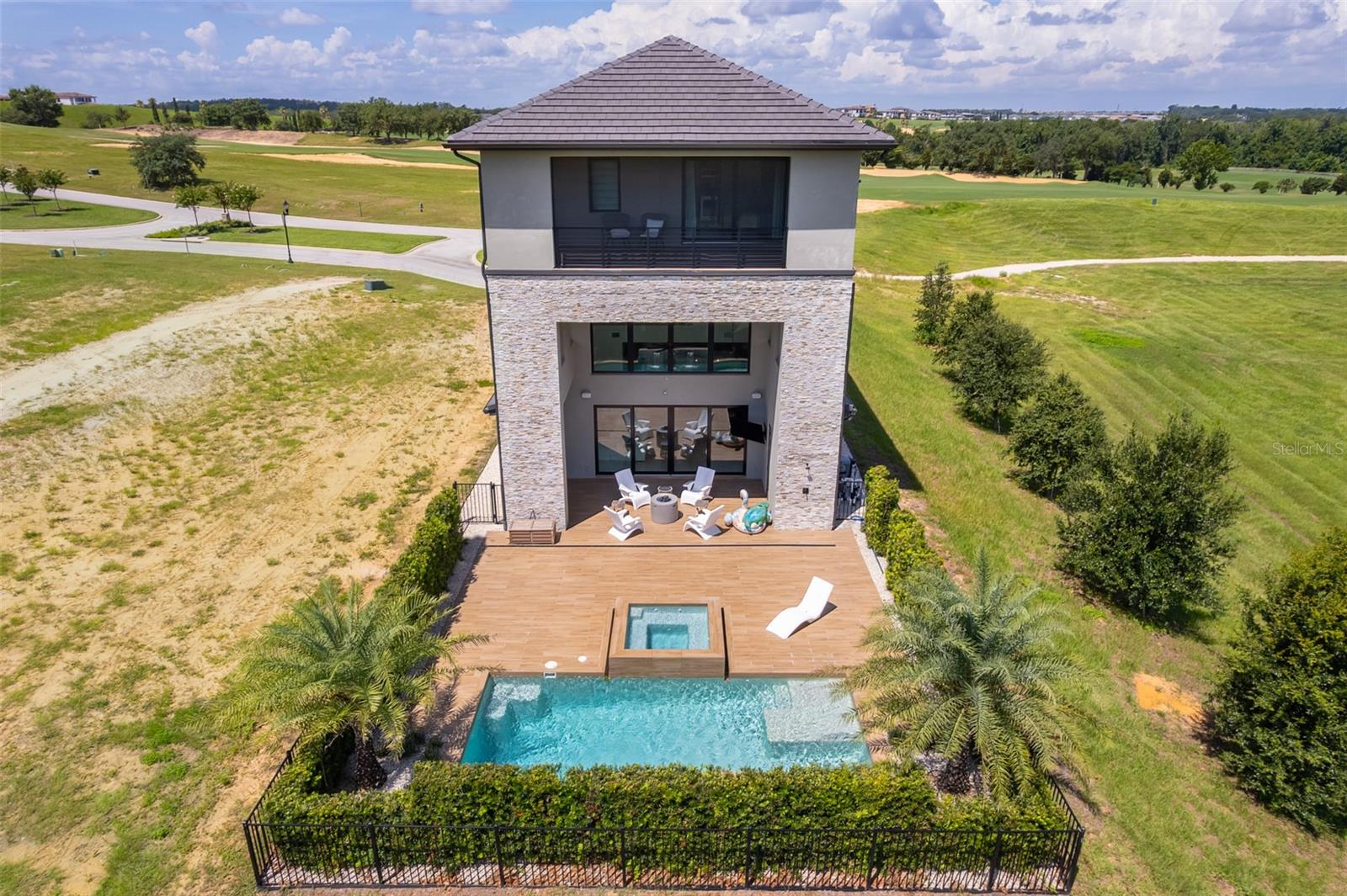 BELLA COLLINA WEST SUB - Residential