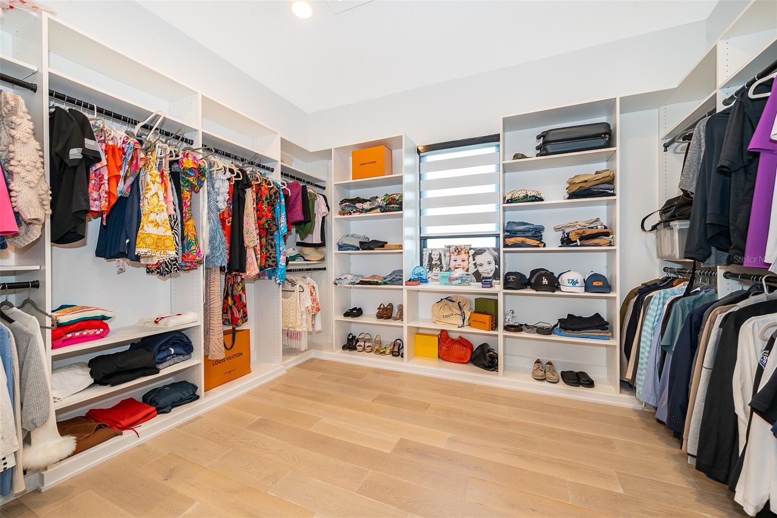 BELLA COLLINA WEST SUB - Residential